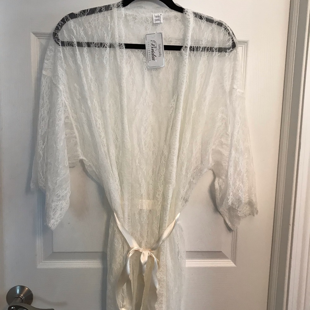Hanky Panky Lace Robe